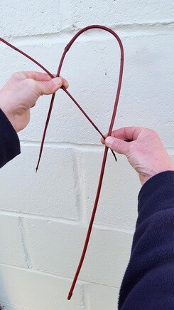 Make a dogwood heart Make a dogwood heart