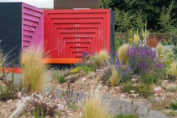 Wildlife at the heart of the City: the Beth Chatto Meanwhile Garden Wildlife at the heart of the City: the Beth Chatto Meanwhile Garden